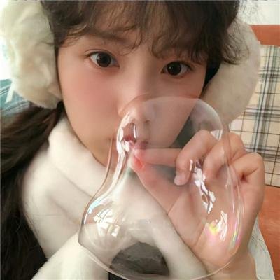 雨中的伊莲娜